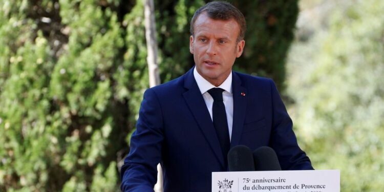 Débarquement de Provence: Macron demande aux maires français d’honorer les combattants africains