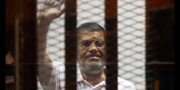 Egypte : l’ancien président Mohamed Morsi décède lors de son procès