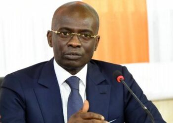 Côte d’Ivoire: des poursuites pénales annoncées contre des administrateurs des réseaux sociaux
