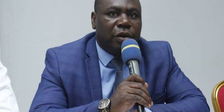 Affaire « Un journaliste agressé à la MACA » : l’intersyndicale du secteur des medias demande des sanctions (communiqué)