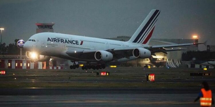 Un adolescent retrouvé mort coincé dans  le train d’atterrissage d’un avion Abidjan- Paris