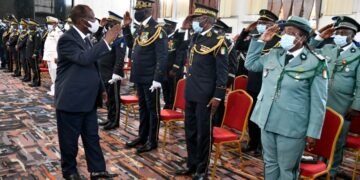 Vœux de nouvel an : le Président Alassane Ouattara salue la contribution de l’armée à la stabilité