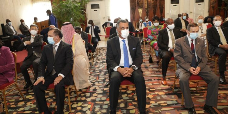 L’Album photos de la cérémonie de présentation des vœux de nouvel an des armées et du corps diplomatique au Chef de l’Etat Alassane Ouattara. . Photos : Saint Cyrille