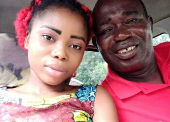 Coupé-Decalé/grossesse de Cecilia la magie: Papitou deballe tout