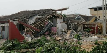 Autoroute Abidjan – Grand-Bassam et Abobo: des maisons et des commerces démolis