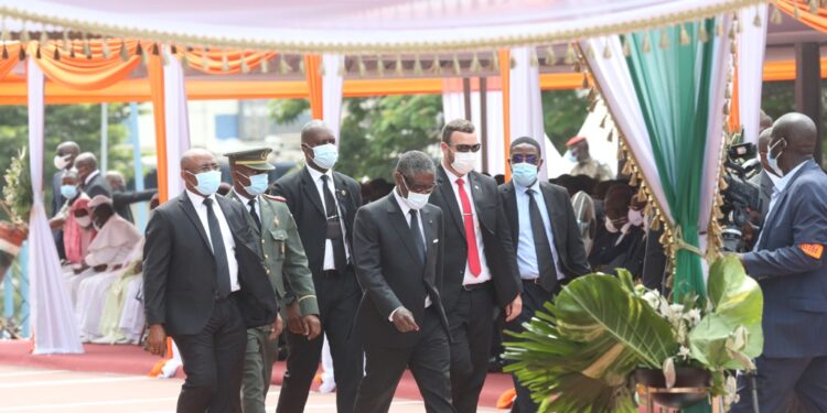 L’album photos de l’hommage de la nation au Premier ministre Hamed Bakayoko le mercredi 17 mars sur l’esplanade de la présidence de la République. Photos : Frat-Mat
