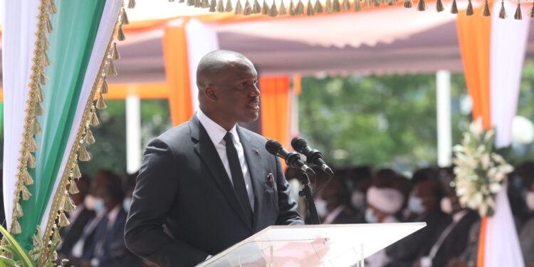 L’album photos de l’hommage de la nation au Premier ministre Hamed Bakayoko le mercredi 17 mars sur l’esplanade de la présidence de la République. Photos : Frat-Mat