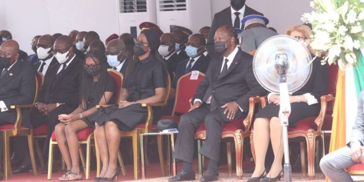L’album photos de l’hommage de la nation au Premier ministre Hamed Bakayoko le mercredi 17 mars sur l’esplanade de la présidence de la République. Photos : Frat-Mat