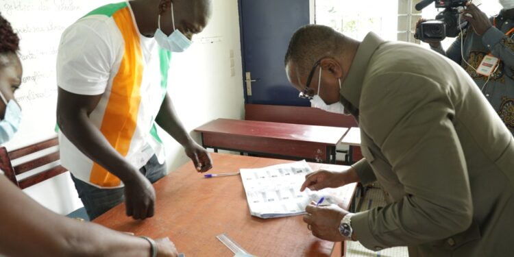 L’album photos du scrutin législatif du 6 mars sur l’étendue du territoire national. Photos Saint Cyrille / Dr