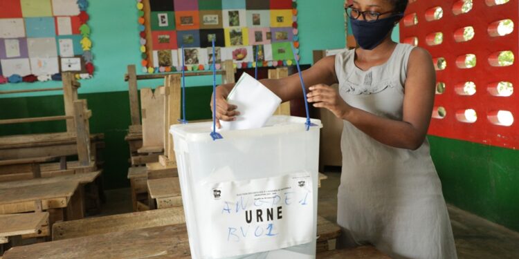 L’album photos du scrutin législatif du 6 mars sur l’étendue du territoire national. Photos Saint Cyrille / Dr