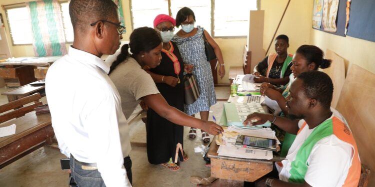 L’album photos du scrutin législatif du 6 mars sur l’étendue du territoire national. Photos Saint Cyrille / Dr