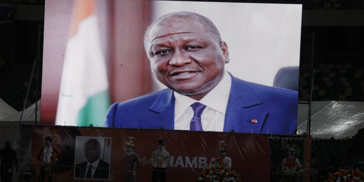 L&rsquo;album photos de l&rsquo;hommage du Rhdp au premier Hamed Bakayoko au stade olympique à Abidjan le mercredi 17 mars. Photos : Saint Cyrille