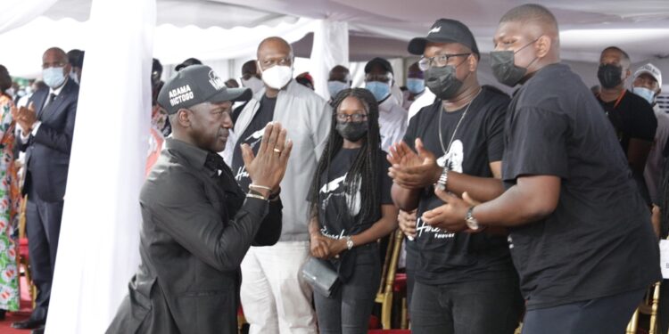 L&rsquo;album photos de l&rsquo;hommage du Rhdp au premier Hamed Bakayoko au stade olympique à Abidjan le mercredi 17 mars. Photos : Saint Cyrille