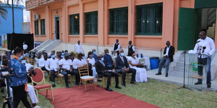 L’album photos de l’hommage des journalistes à feu le Premier ministre Hamed Bakayoko à la maison de la presse à Abidjan-Plateau le 23 mars. Phs/S. C