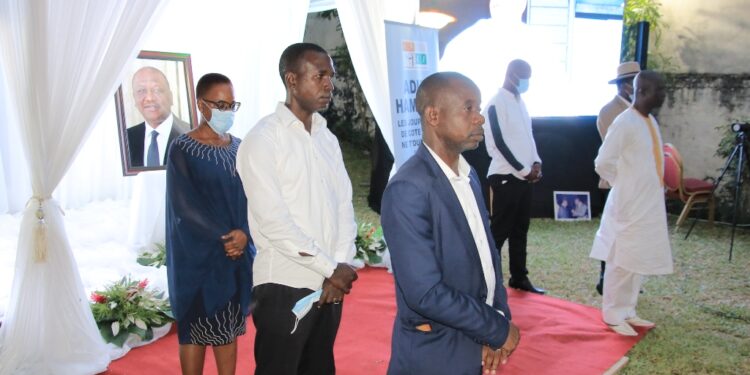 L’album photos de l’hommage des journalistes à feu le Premier ministre Hamed Bakayoko à la maison de la presse à Abidjan-Plateau le 23 mars. Phs/S. C