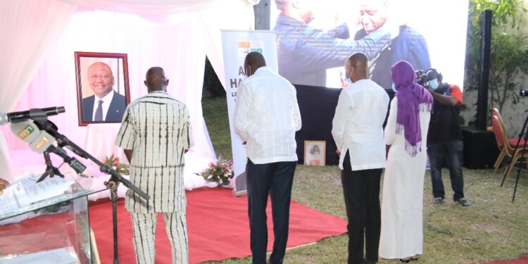 L’album photos de l’hommage des journalistes à feu le Premier ministre Hamed Bakayoko à la maison de la presse à Abidjan-Plateau le 23 mars. Phs/S. C