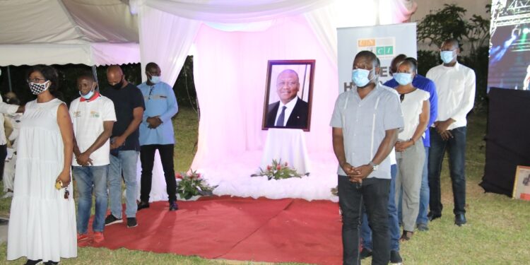 L’album photos de l’hommage des journalistes à feu le Premier ministre Hamed Bakayoko à la maison de la presse à Abidjan-Plateau le 23 mars. Phs/S. C