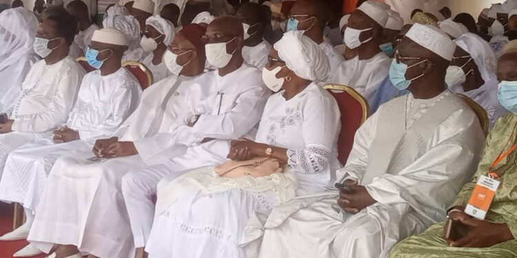 Cérémonie du 7e jour d’Hamed Bakayoko à Abobo : Le président Ouattara fait un important don