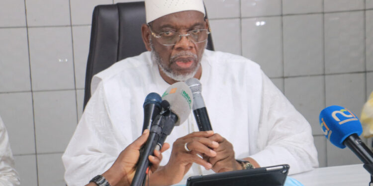 Les images de la remise du don du chef de l’Etat aux Imams, au siège du Cosim à Treicheville le mardi 20 avril (Phs : Dr)