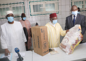 Les images de la remise du don du chef de l’Etat aux Imams, au siège du Cosim à Treicheville le mardi 20 avril (Phs : Dr)