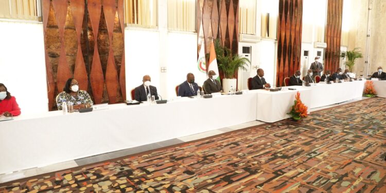 Les photos du 1er conseil des ministres du gouvernement 1 de Patrick ACHI à Abidjan le 7 avril 2021. Phs: Saint Cyrille