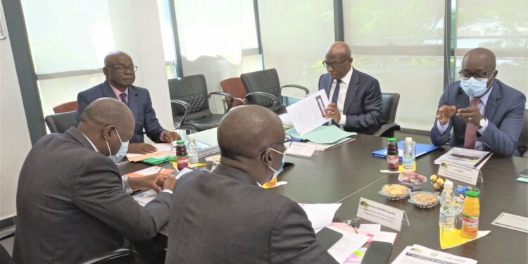 Fonds d’entretien routier : le conseil d’administration satisfait de la gestion du DG, Lanciné Diaby