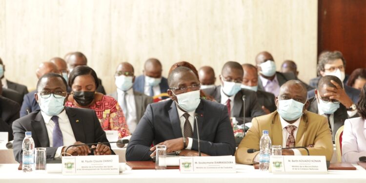 La clôture du séminaire gouvernemental qui s’est tenu du 21 au 23 avril 2021, au palais présidentiel en images. Photos Saint Cyrille