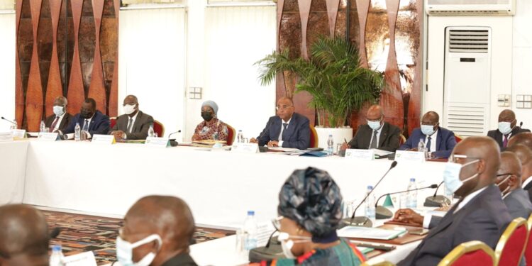 La clôture du séminaire gouvernemental qui s’est tenu du 21 au 23 avril 2021, au palais présidentiel en images. Photos Saint Cyrille
