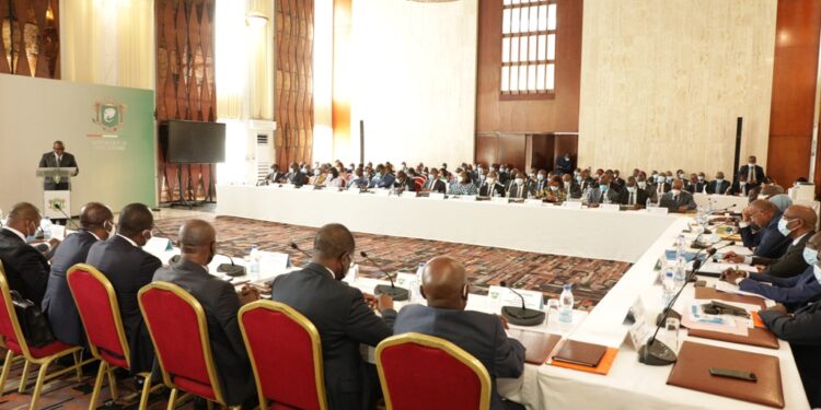 La clôture du séminaire gouvernemental qui s’est tenu du 21 au 23 avril 2021, au palais présidentiel en images. Photos Saint Cyrille