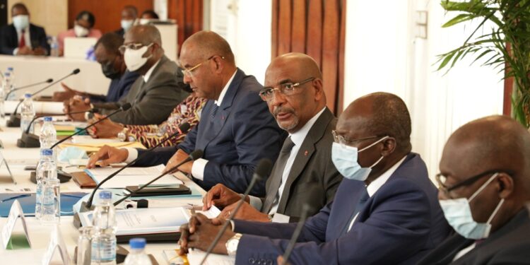 La clôture du séminaire gouvernemental qui s’est tenu du 21 au 23 avril 2021, au palais présidentiel en images. Photos Saint Cyrille
