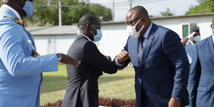 Sortie de la 43e promotion des élèves commissaires de Police vendredi 16 avril à l’école de Police à Abidjan. Photos Saint Cyrille