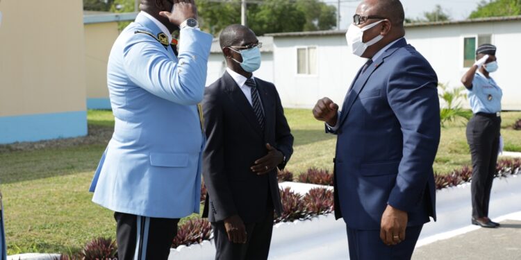 Sortie de la 43e promotion des élèves commissaires de Police vendredi 16 avril à l’école de Police à Abidjan. Photos Saint Cyrille