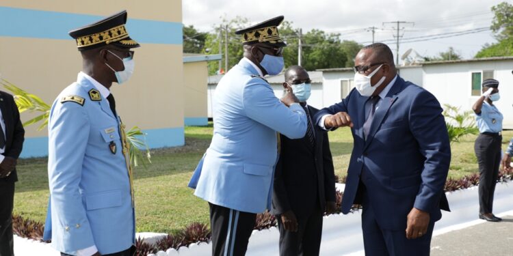 Sortie de la 43e promotion des élèves commissaires de Police vendredi 16 avril à l’école de Police à Abidjan. Photos Saint Cyrille
