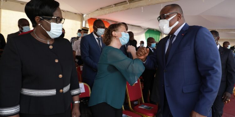 Sortie de la 43e promotion des élèves commissaires de Police vendredi 16 avril à l’école de Police à Abidjan. Photos Saint Cyrille