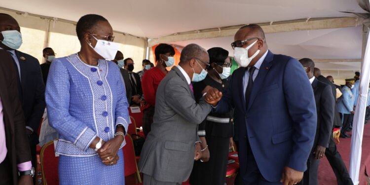 Sortie de la 43e promotion des élèves commissaires de Police vendredi 16 avril à l’école de Police à Abidjan. Photos Saint Cyrille