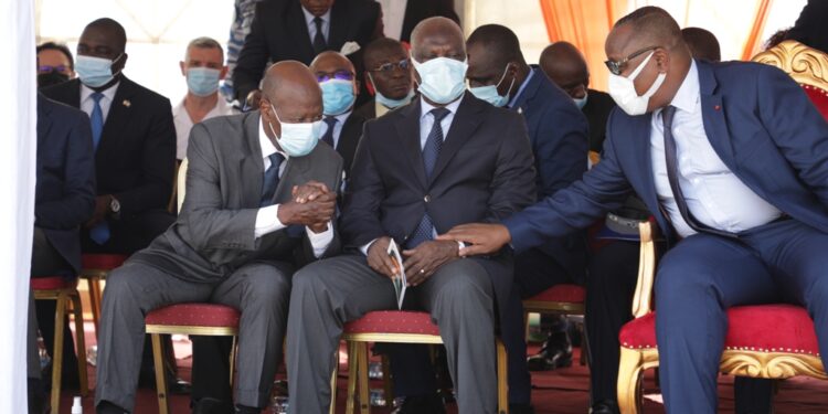 Sortie de la 43e promotion des élèves commissaires de Police vendredi 16 avril à l’école de Police à Abidjan. Photos Saint Cyrille