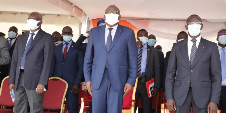 Sortie de la 43e promotion des élèves commissaires de Police vendredi 16 avril à l’école de Police à Abidjan. Photos Saint Cyrille