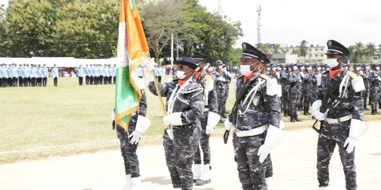Sortie de la 43e promotion des élèves commissaires de Police vendredi 16 avril à l’école de Police à Abidjan. Photos Saint Cyrille