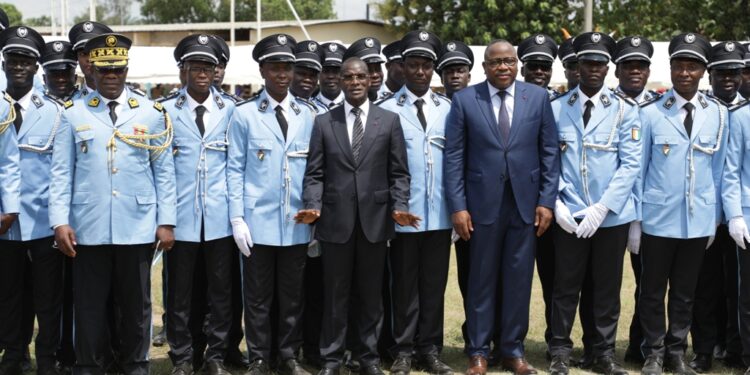 Sortie de la 43e promotion des élèves commissaires de Police vendredi 16 avril à l’école de Police à Abidjan. Photos Saint Cyrille