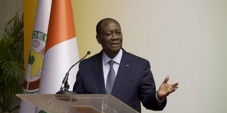 Nigériens violentés en Côte d’Ivoire : de retour de Paris, Ouattara demande des sanctions