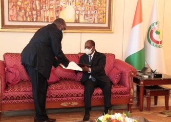 Avant une rencontre avec Blaise Compaoré, Diabré reçu par le président ivoirien