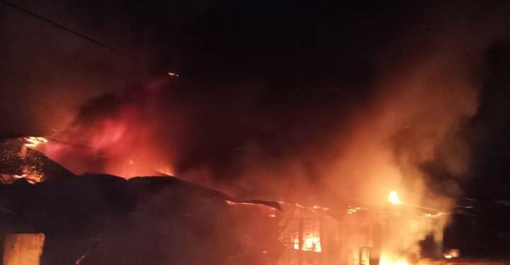 Bonoua : un incendie ravage le marché municipal