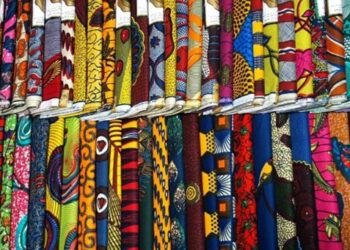 (Magazine) En Côte d’Ivoire, le pagne au-delà du beau, recèle nombre d’histoires et de secrets