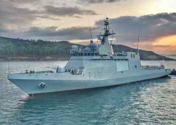 Lutte contre la piraterie : Le navire de guerre espagnol « Furor » manœuvre dans les eaux ivoiriennes