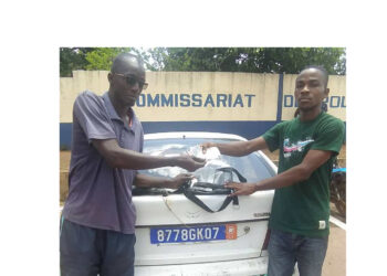 Yamoussoukro/Le taximan découvre un sac contenant 250.000 FCfa, voilà ce qu&rsquo;il en fait…