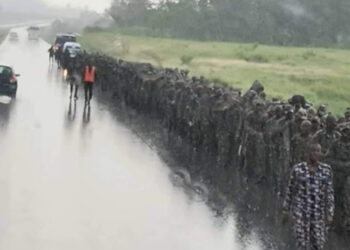 Côte d’Ivoire: la marche punitive des élèves gendarmes se termine par un mort