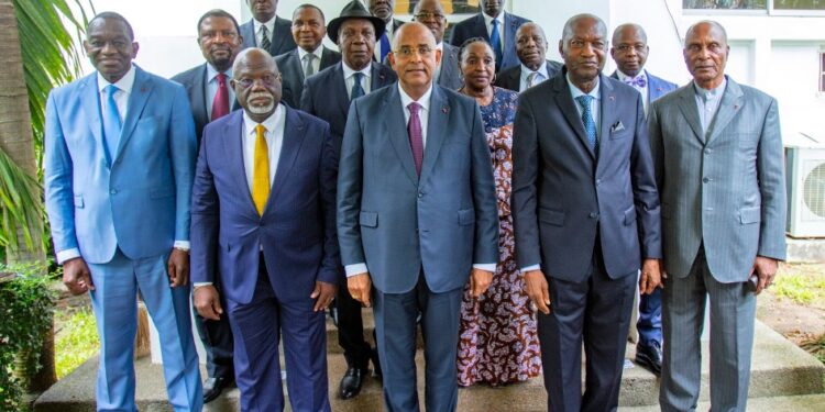 Développement local: Patrick Achi échange avec les Ministres, Gouverneurs des Districts Autonomes