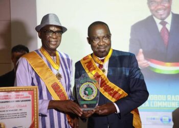 Le Deputé-Maire Aby Raoul reçoit un grand prix au Maroc