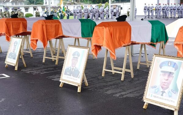 La nation ivoirienne rend hommage aux cinq soldats tués dans des attaques au Nord du pays