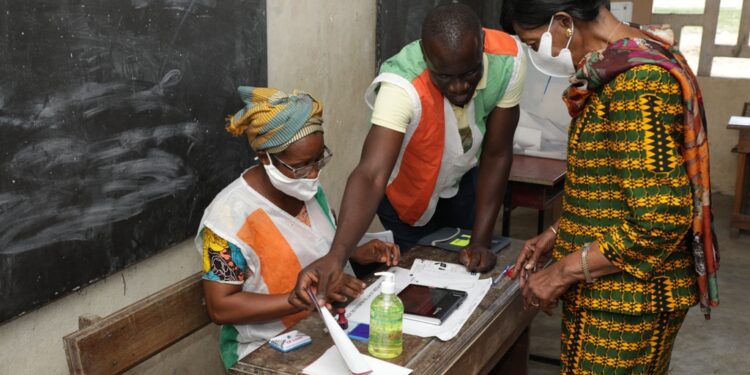 Election législative partielle, le Président de la Commission Electorale Indépendante (CEI), a effectué une visite de terrain dans la circonscription de Jacqueville.